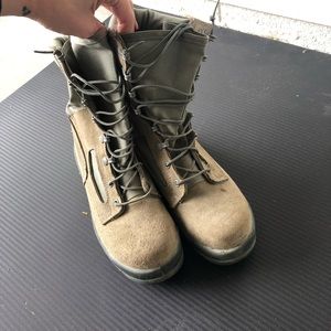 Steel toe boots